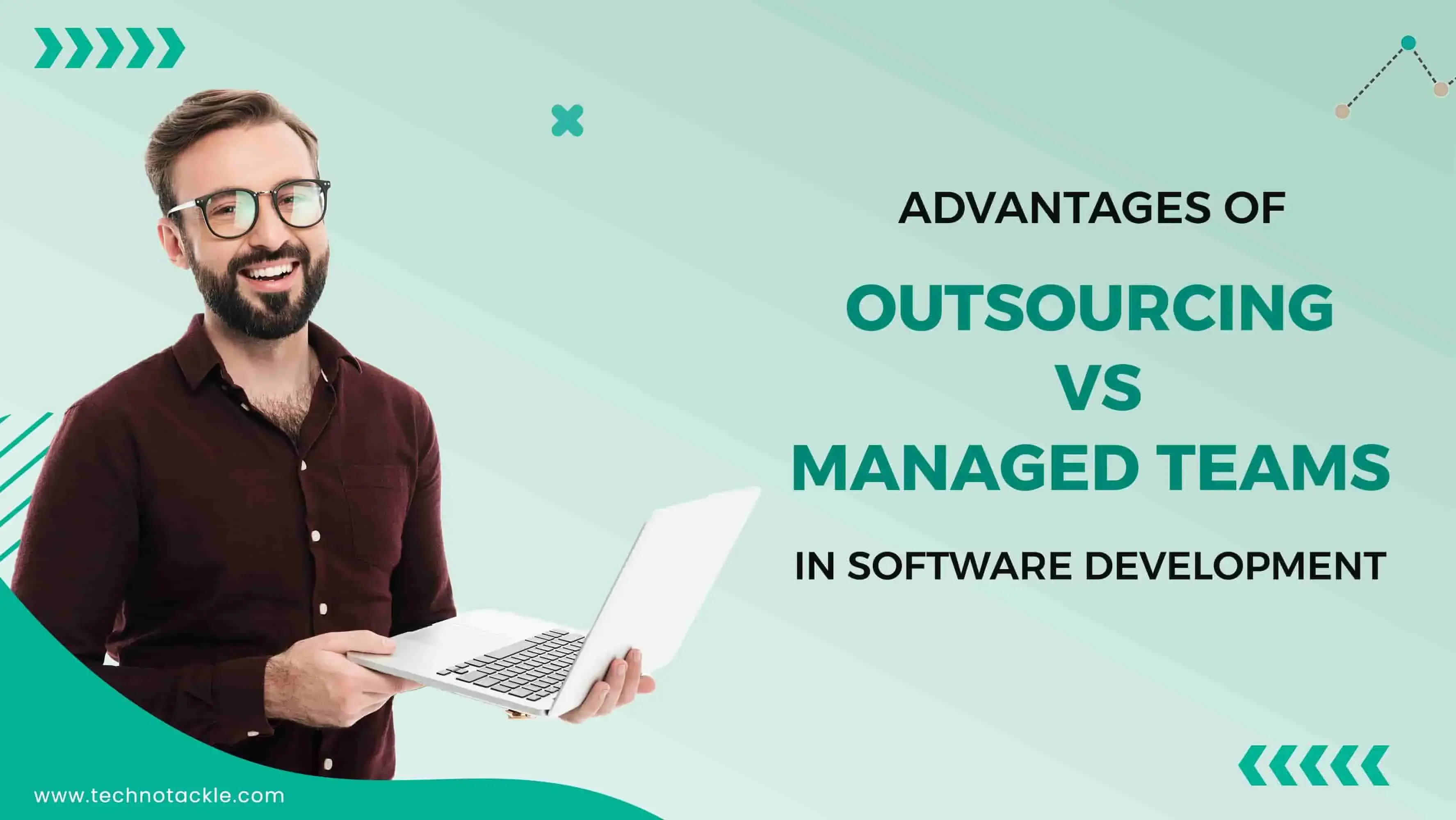 A man standing with a laptop, who explains about the advantages of Managed Teams vs Outsourcing Software Development